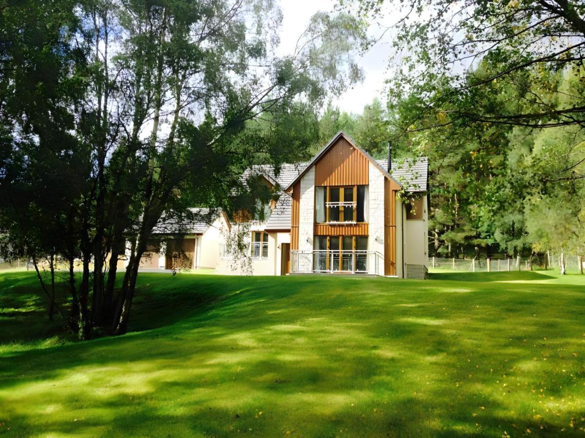 Carn Mhor Lodge Aviemore Exterior photo